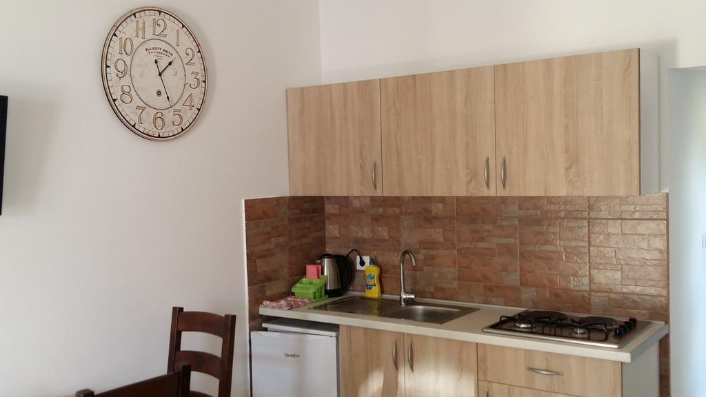 Morska Vila Apartment Vir Exterior foto