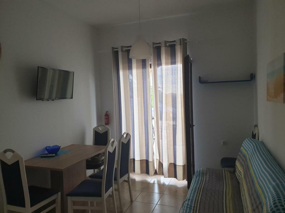 Morska Vila Apartment Vir Exterior foto